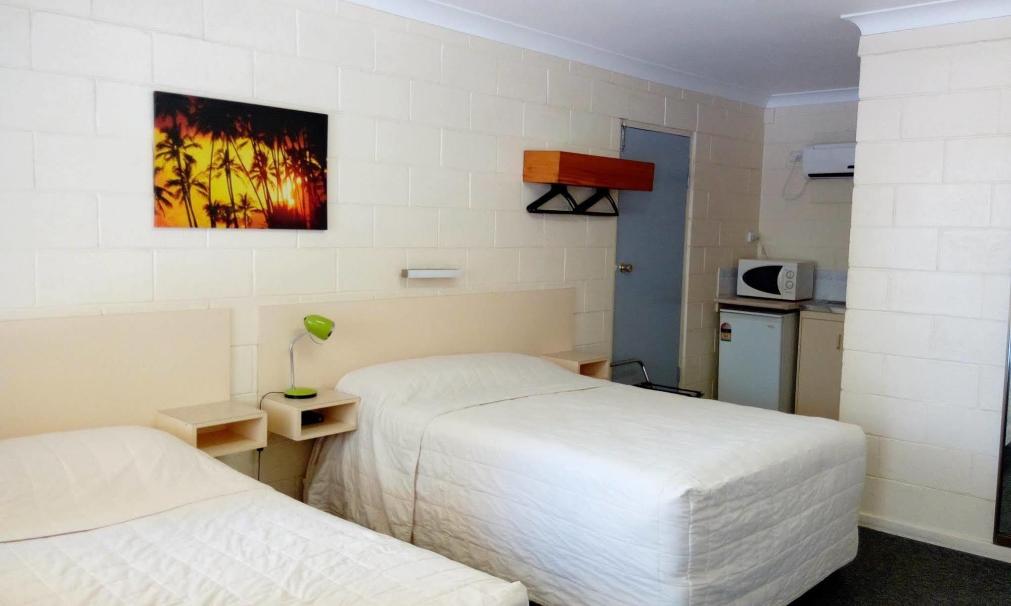 Sail Inn Motel Yeppoon Kültér fotó